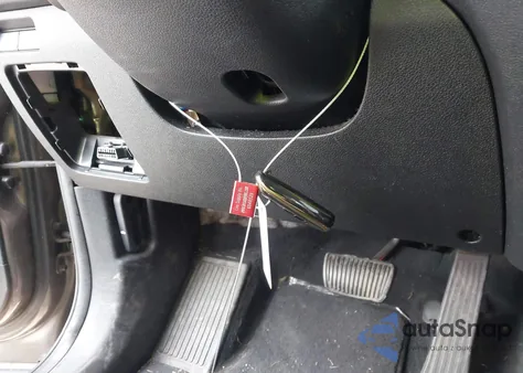 2019 Kia Sorento 3.3L Sx z USA, uszkodzony, nr VIN 5XYPKDA51KG452529